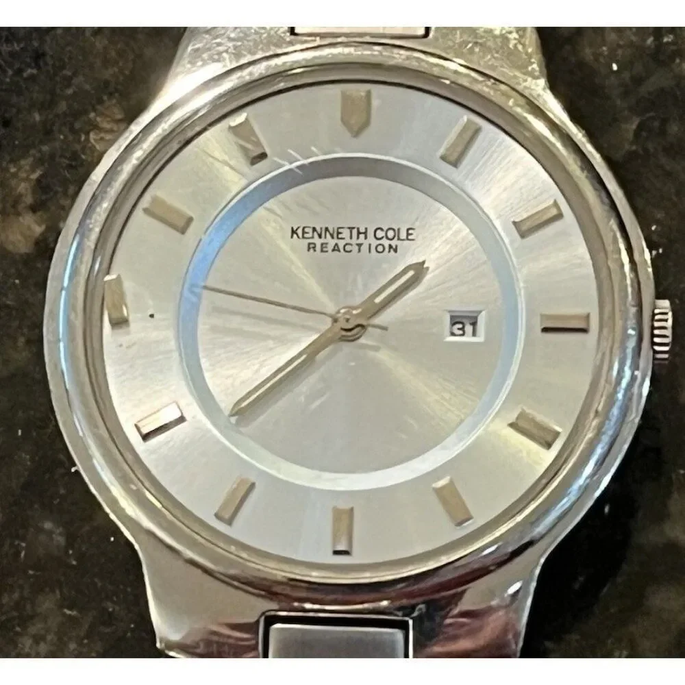 Kenneth Cole Mens Watch Silver Tone Steel Bracelet KC3342 New Battery 7.5